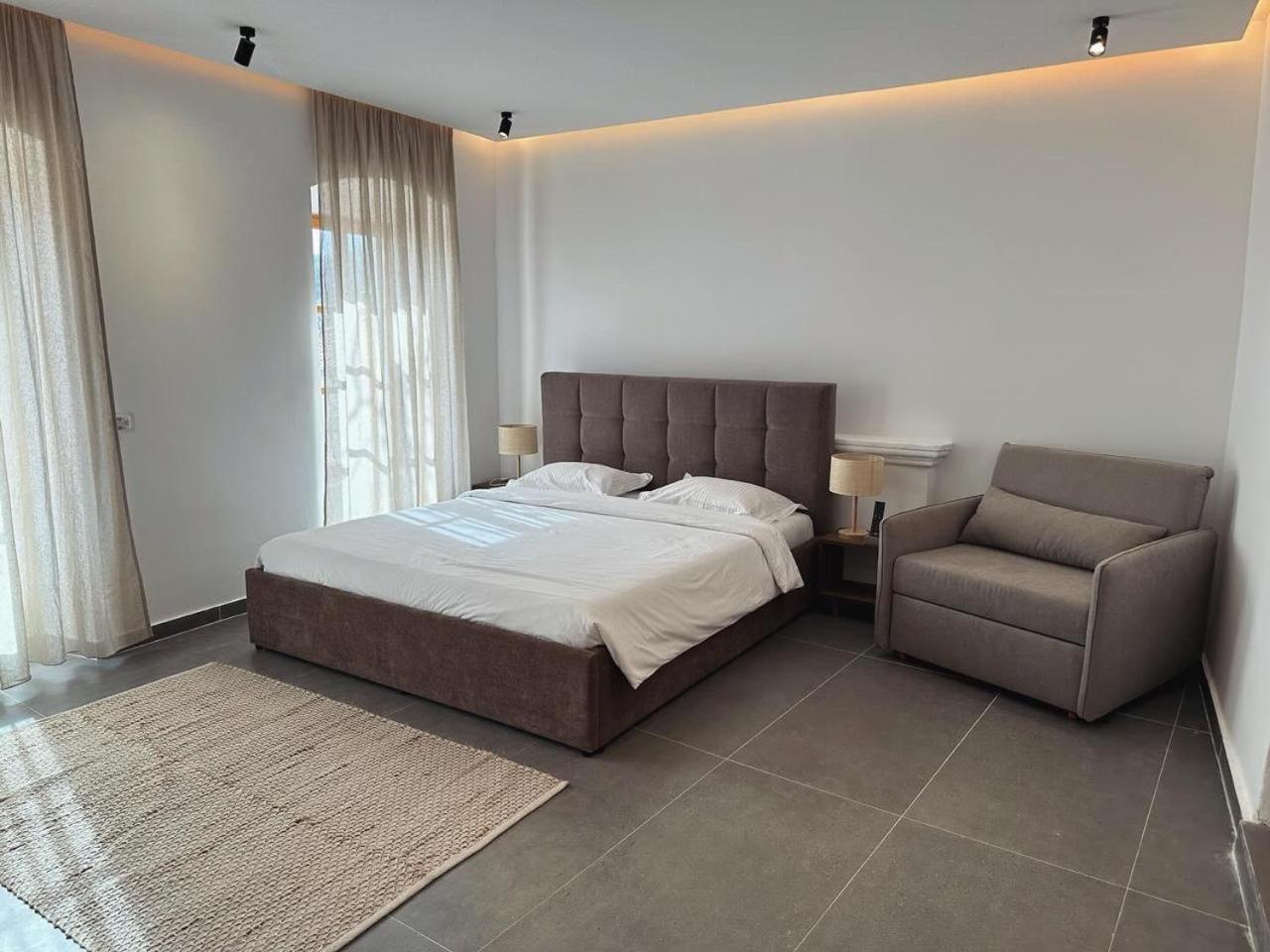 Lion'S Villa Vlorë 外观 照片