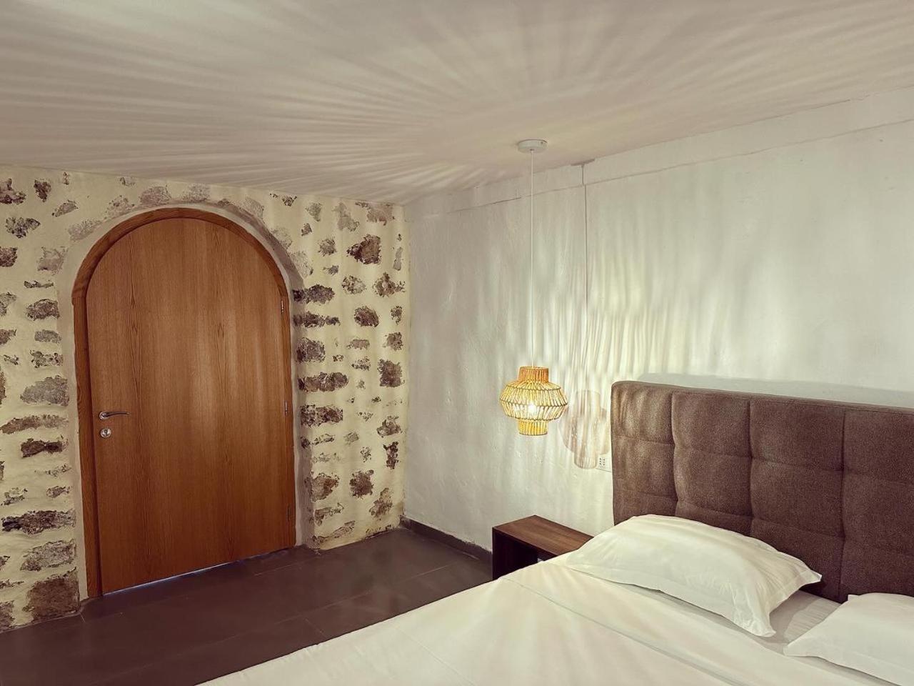 Lion'S Villa Vlorë 外观 照片