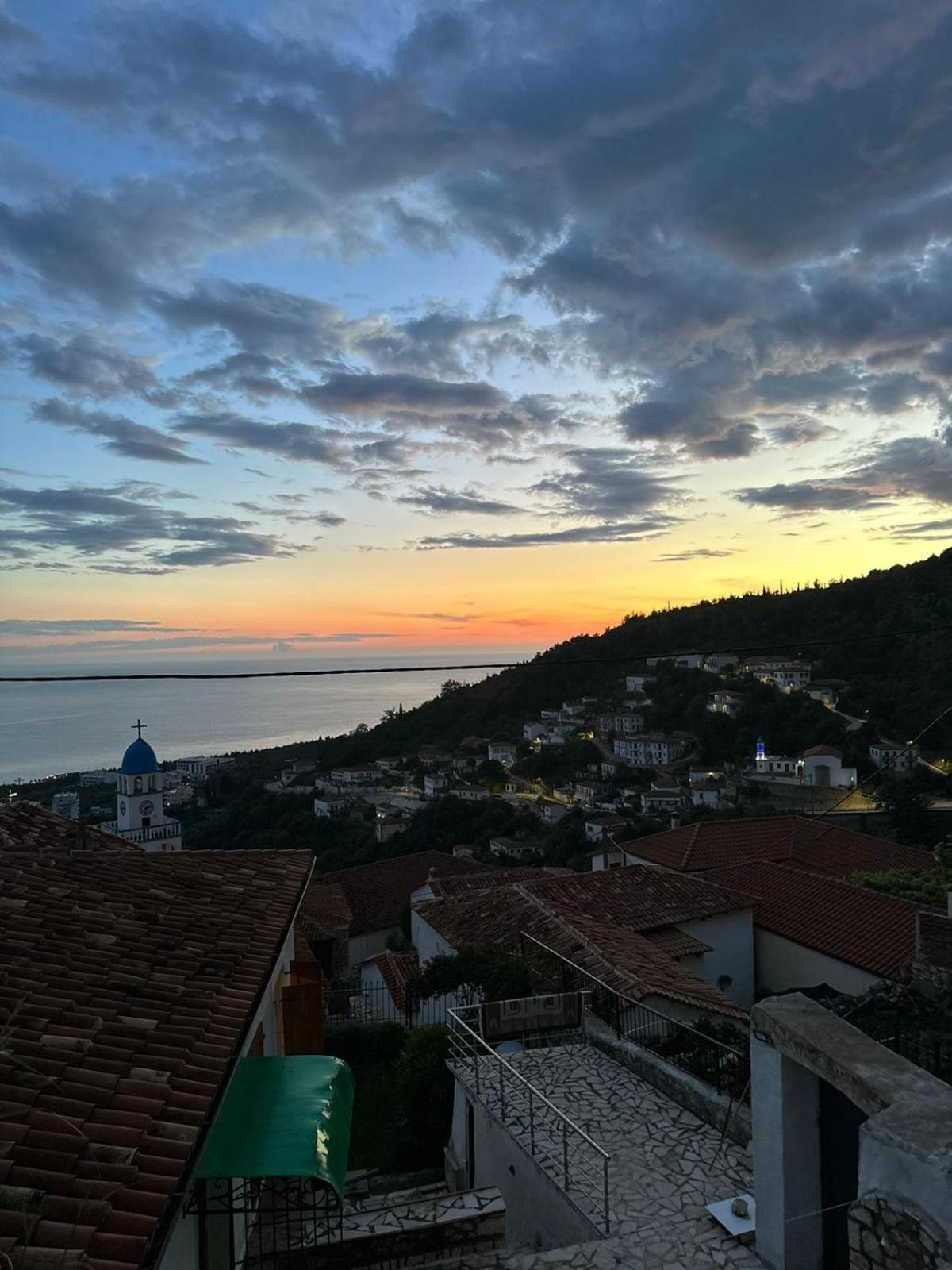 Lion'S Villa Vlorë 外观 照片